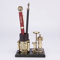 Фигурка на камне "Хирург" со стаканом для письменных принадлежностей БФКСПП-84хирург